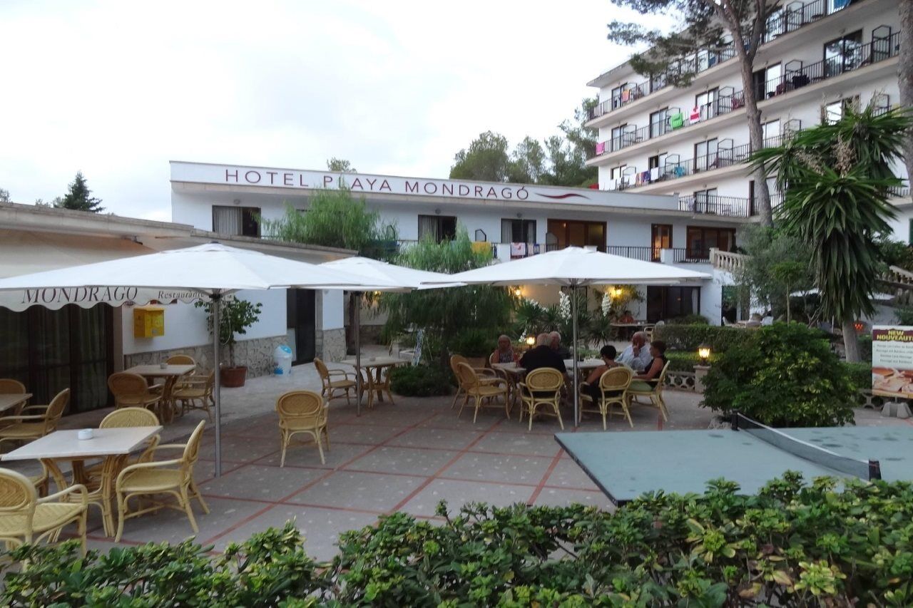 Hotel Playa Mondrago Porto Petro  Exterior photo